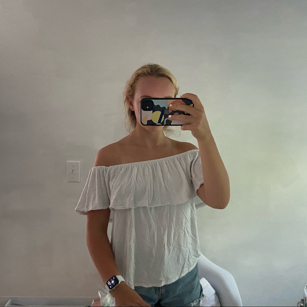 AE White Off the Shoulder Top
